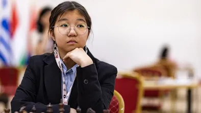 14-летняя казахстанка Элназ Калиахмет выбила гроссмейстера с Кубка мира по шахматам