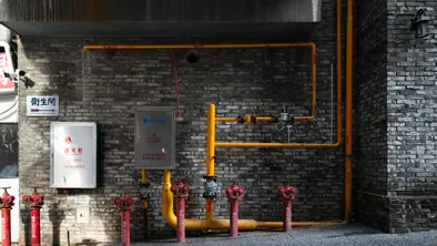 В Алматы случился подземный газовый взрыв: есть пострадавшие