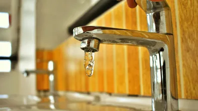 В каких районах Алматы 24 июля запланировано отключение холодной воды?