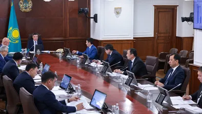 Казахстан планирует в следующем году запустить перелеты национального грузоперевозчика