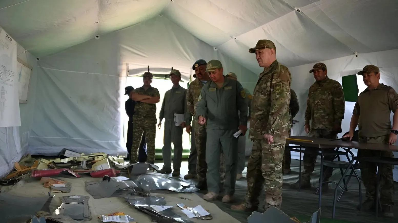 Пропавший вертолет Минобороны РК: опубликованы фото фрагментов борта Пропавший вертолет Минобороны РК: опубликованы фото фрагментов борта фото на taspanews.kz от 30 июля 2025 09:56