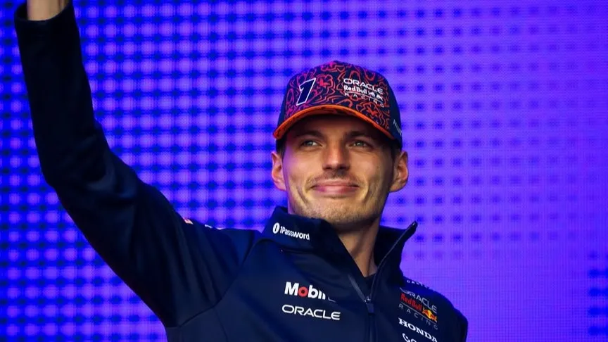 Контракт подтвержден: почему Ферстаппен не собирался уходить из Red Bull фото на taspanews.kz от 01 августа 2025 11:20