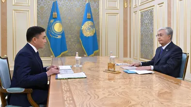 Токаев принял акима Шымкента