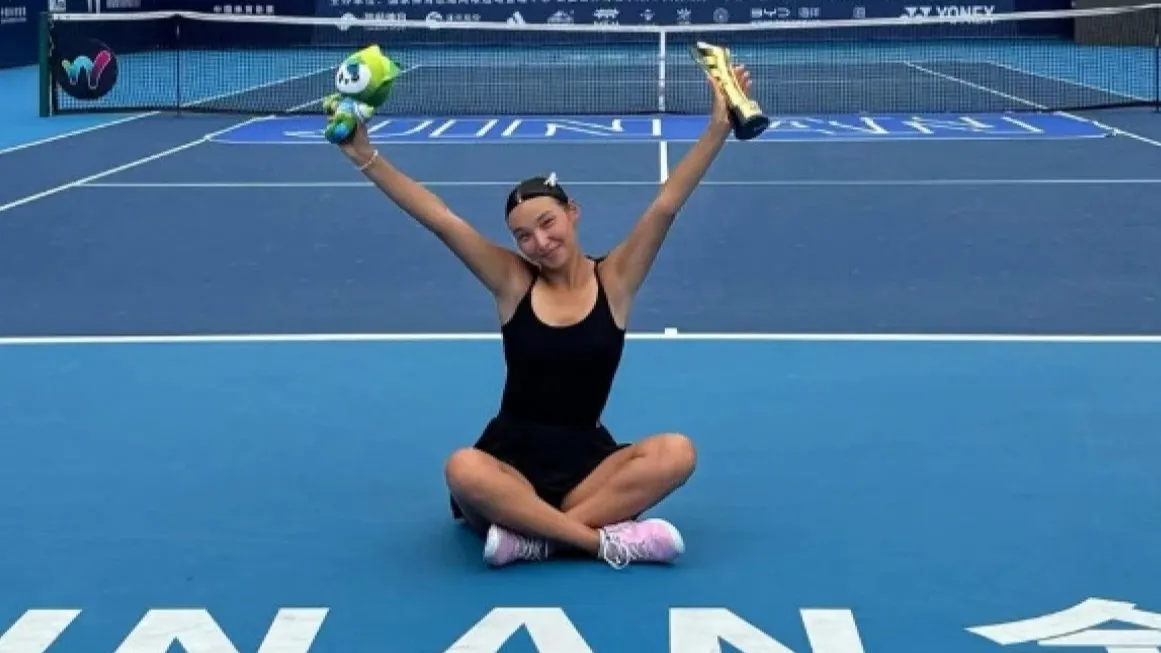 Казахстанская теннисистка Аружан Сагандыкова выиграла финал ITF W15 в Китае фото на taspanews.kz от 08 сентября 2025 11:21