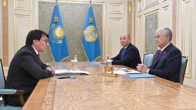 Глава Государства принял председателя АЗРК