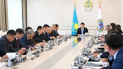 Акима Алматы недоволен работой подрядных организаций
