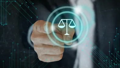 В Шымкенте осудили участников ОПГ: они изготовляли и продавали психотропы