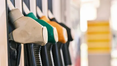 "Не допустили взрыва": авто загорелось на заправке в Актюбинской области