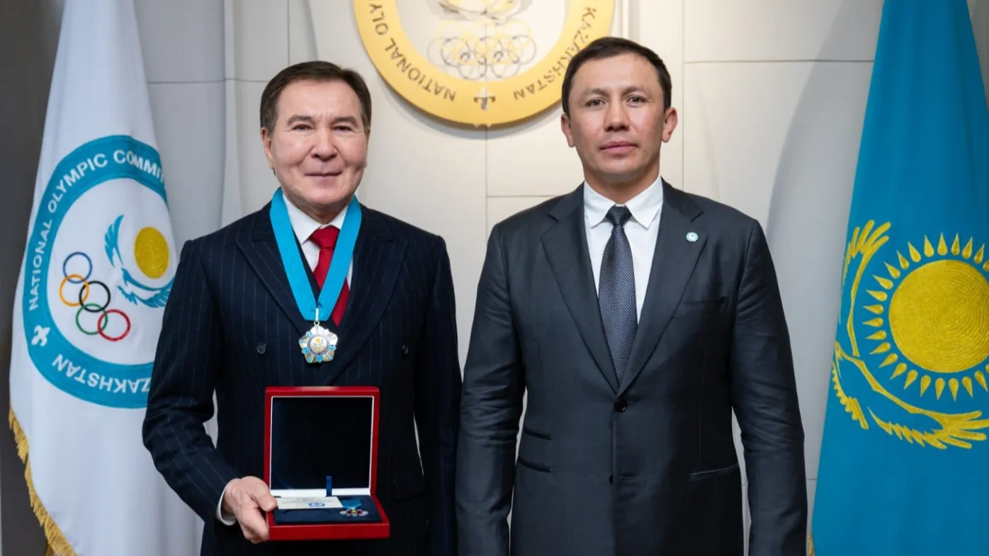 Фехтование на подъеме: Геннадий Головкин отметил успехи и наградил лидеров фото на taspanews.kz от 20 октября 2025 10:45