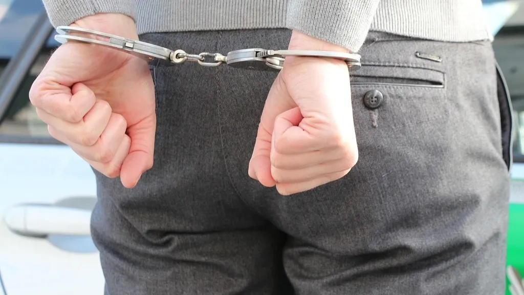 Подсудимый сбежал из больницы: полиция проводит расследование фото на taspanews.kz от 24 октября 2025 14:26