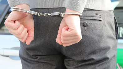 В Таразе средь бела дня украли девушку