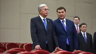 Токаев посетил кызылординский Центр искусств