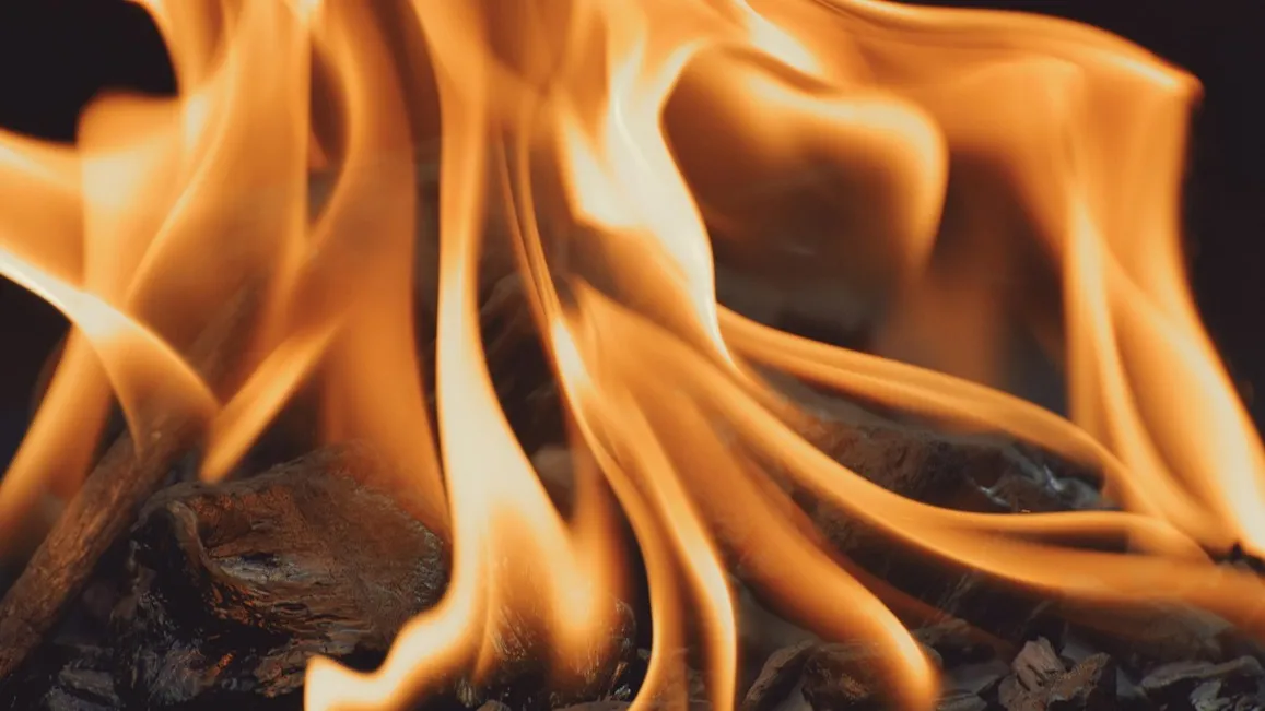 15 человек эвакуировали в Усть-Каменогорске фото на taspanews.kz от 03 ноября 2025 08:49