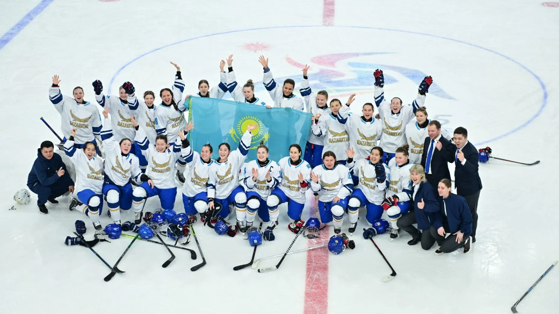 Женская сборная Казахстана по хоккею готовится к чемпионату Азии фото на taspanews.kz от 03 ноября 2025 16:45