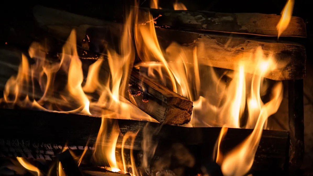 В Алматы горит административное здание фото на taspanews.kz от 05 ноября 2025 12:13