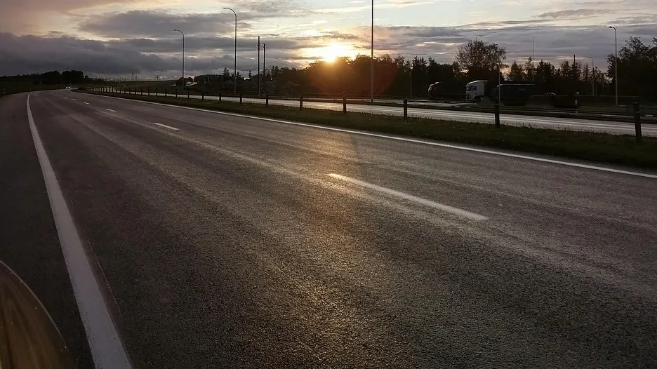 Ремонт трассы Кокшетау-РФ закончат позже фото на taspanews.kz от 06 ноября 2025 14:55