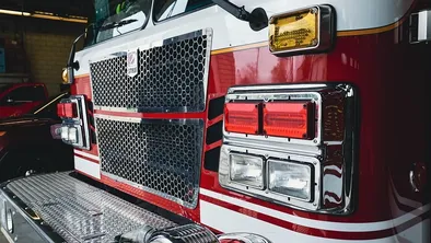 В Алматы тушат пожар на мебельном цехе