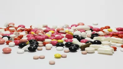 Грозит ли Казахстану нехватка лекарств: ответил замглавы Минздрава