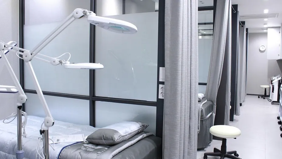 Пострадавший срочник Ербаян Мухтар вернулся в Казахстан фото на taspanews.kz от 11 ноября 2025 12:19