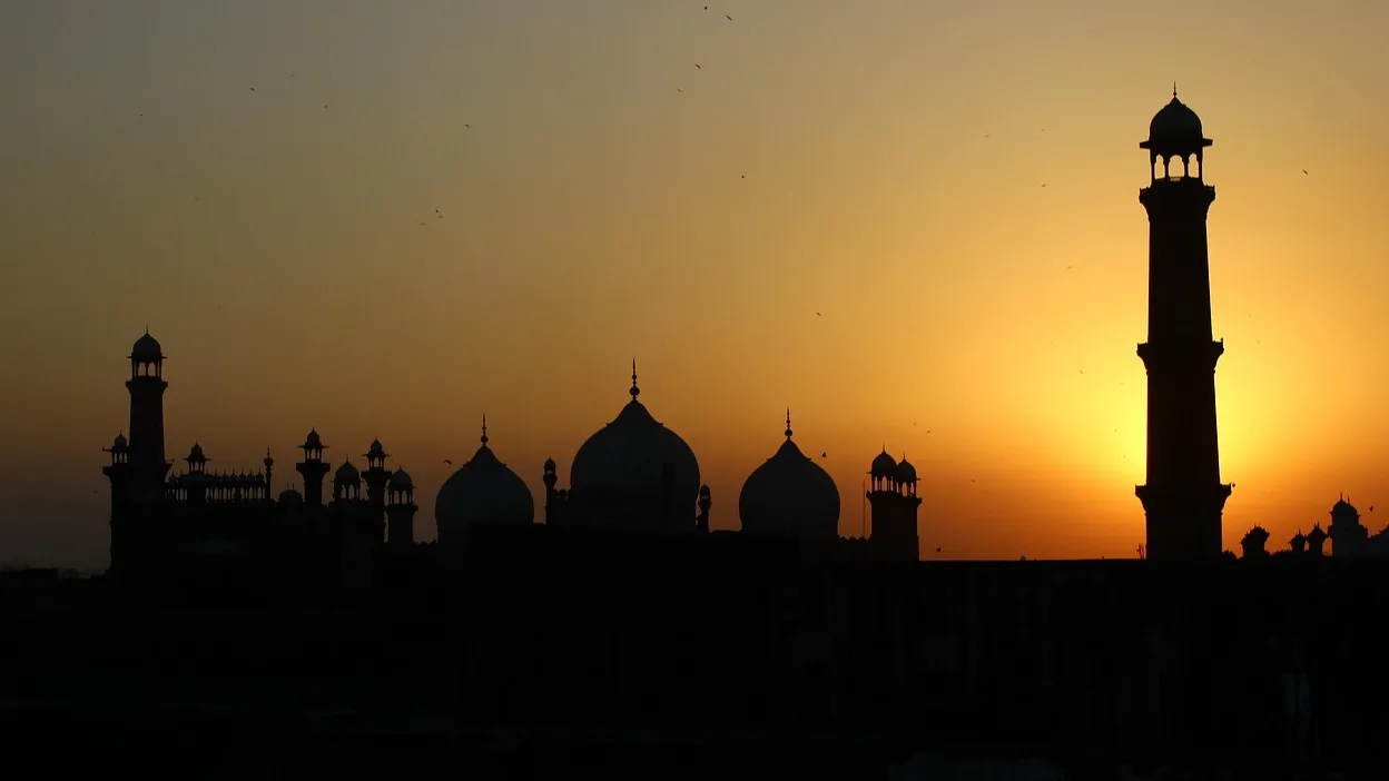 Теракт произошел в Исламабаде: погибли 12 человек фото на taspanews.kz от 11 ноября 2025 16:04