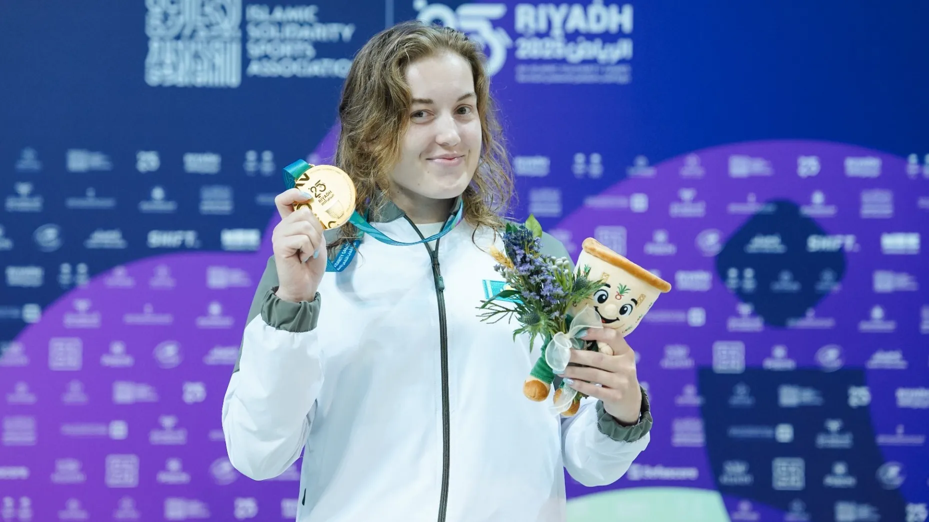 Пловчиха Софья Сподаренко принесла Казахстану золото: как прошла борьба фото на taspanews.kz от 13 ноября 2025 14:26