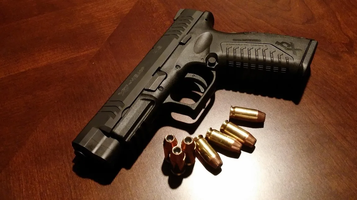 В Карагандинской области трое полицейских лишились работы из-за пропажи пистолета фото на taspanews.kz от 14 ноября 2025 12:43