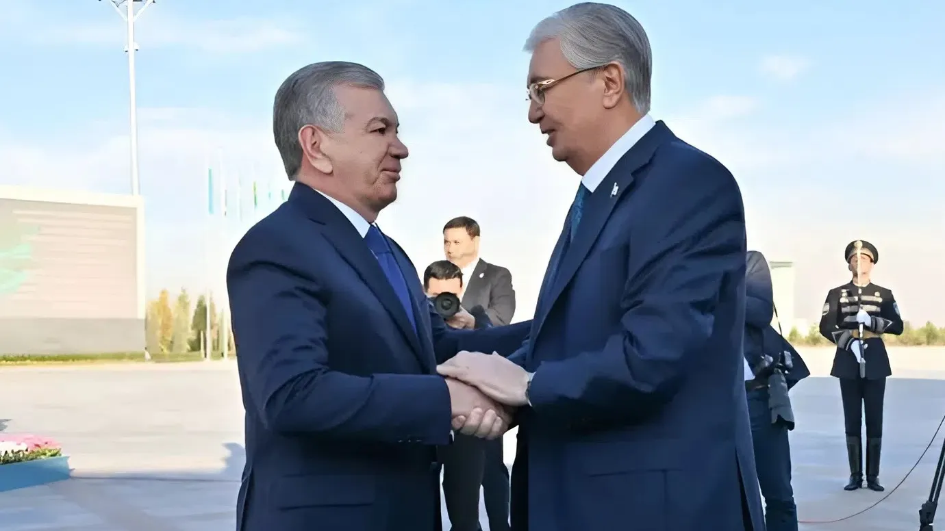 Токаева встретили в Ташкенте фото на taspanews.kz от 14 ноября 2025 16:49