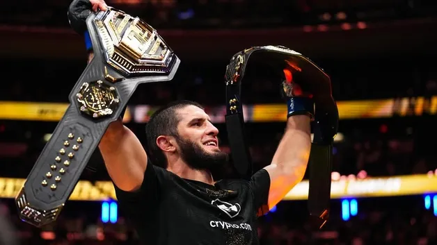 Победа Махачева над Маддаленой и другие яркие моменты: как прошел турнир UFC 322 (ВИДЕО)