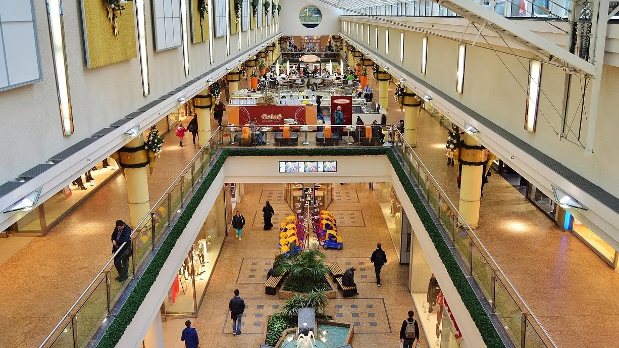 В одном из ТРЦ Атырау, якобы, заложили бомбу фото на taspanews.kz от 20 ноября 2025 08:47