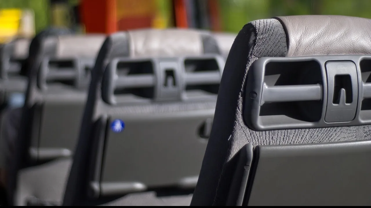 Один из автобусов Алматы "накатал" 3 млн тенге штрафов фото на taspanews.kz от 25 ноября 2025 12:43