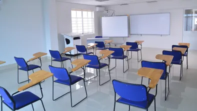 В школах могут начать преподавать бывшие работники полиции