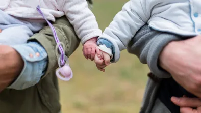 В Алматы расследуют дело о торговле детьми