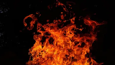 Полиция Алматы не станет расследовать дело о самоподжоге в аэропорту города