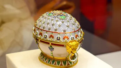 В Новой Зеландии мужчина проглотил яйцо Фаберже за 20 тыс. долларов