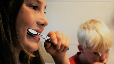 Пилот о бесплатной установке брекетов от ФСМС оказался фейком