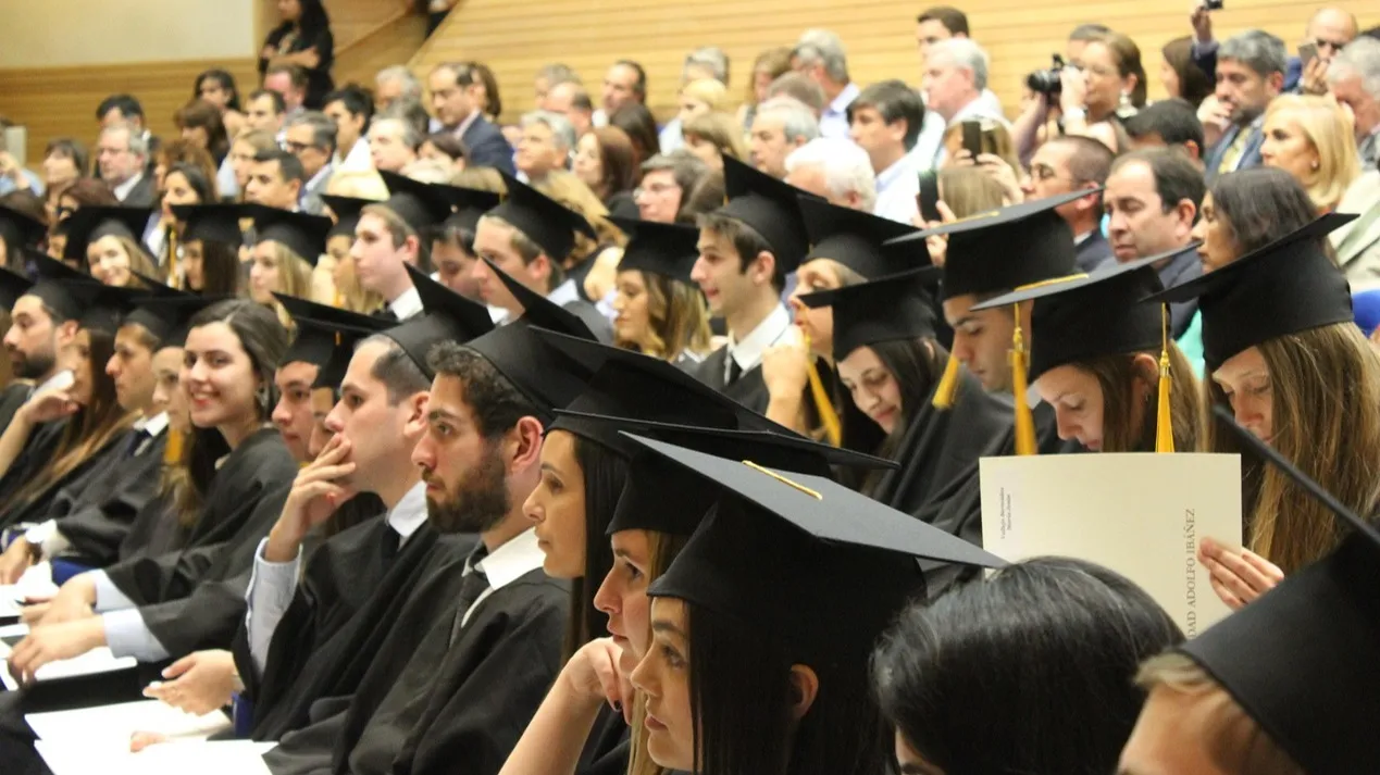 Более 40 фальшивых дипломов обнаружило Минобразования за последнее время фото на taspanews.kz от 05 декабря 2025 10:37