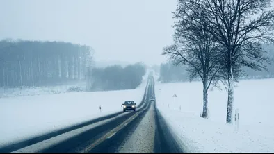 По всему Казахстану ухудшается погода: в "Казавтожол" обратились к водителям