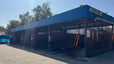 Незаконно построенную автомойку снесли в Алматы