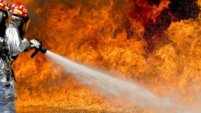 В Алматы на ул. Достык загорелось кафе