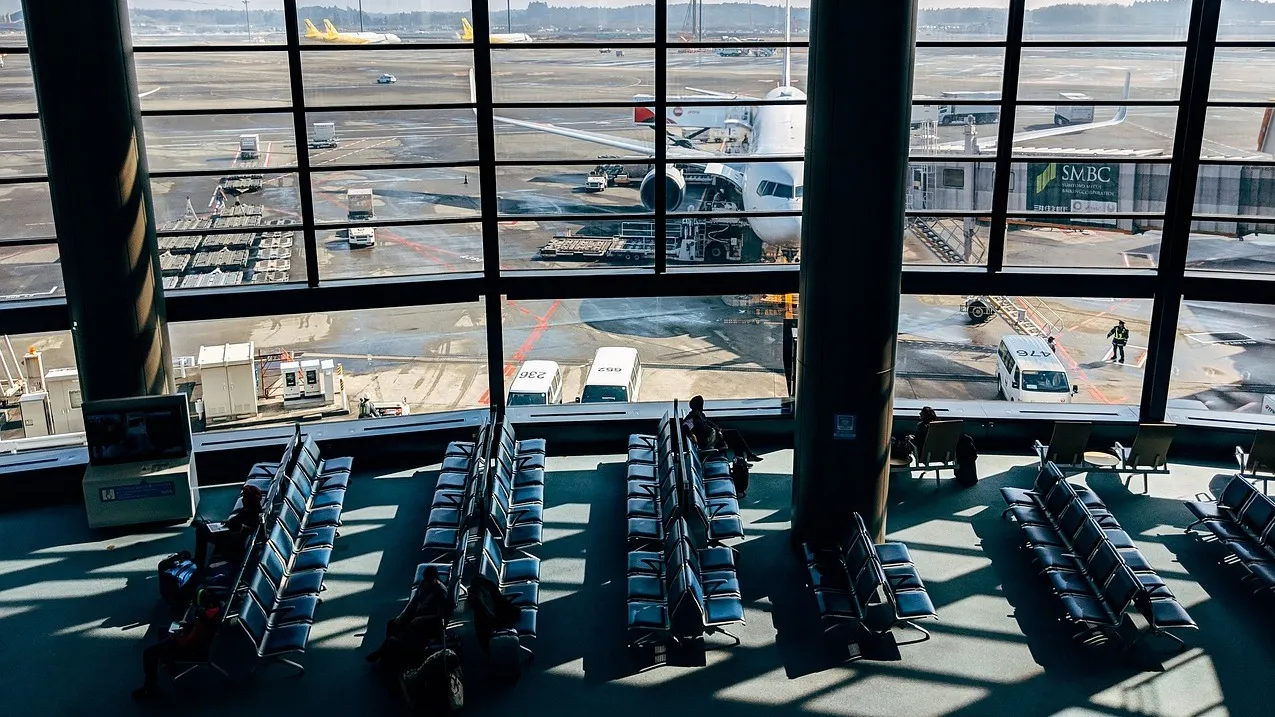 В Алматы автобусы смогут довозить пассажиров прямо до терминала аэропорта фото на taspanews.kz от 11 декабря 2025 10:47