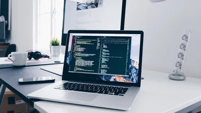 В Астане задержали иностранцев-телефонных мошенников