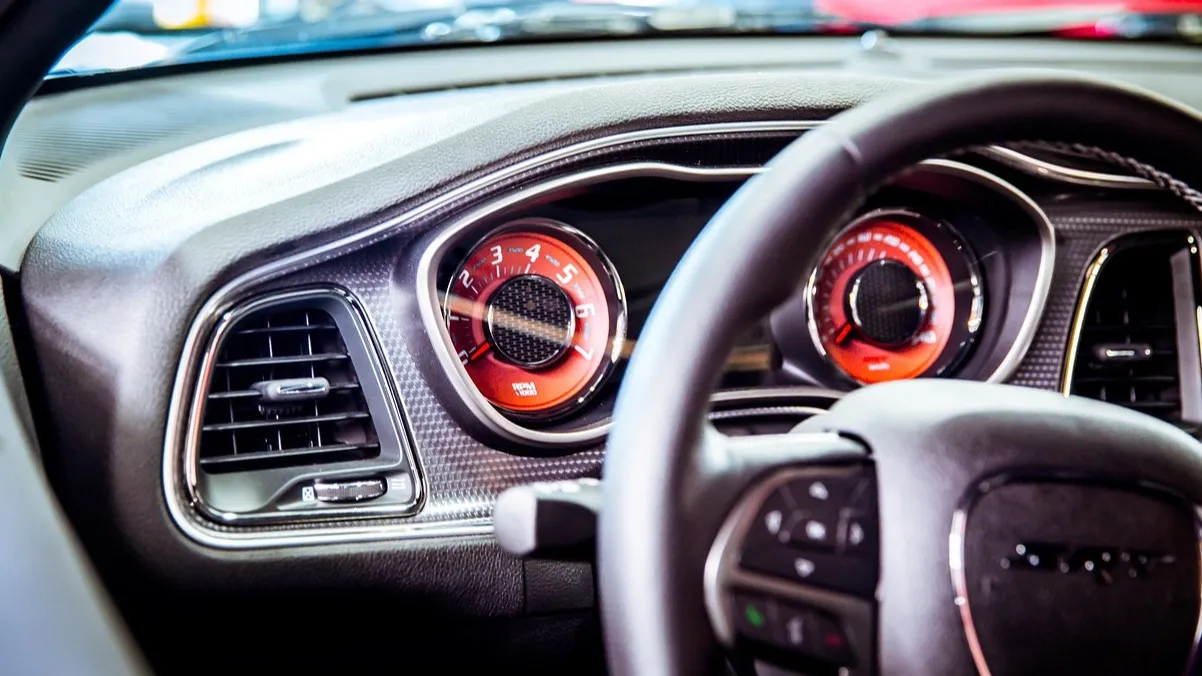 Два авто с одинаковыми номерами нашли в Усть-Каменогорске фото на taspanews.kz от 12 декабря 2025 14:18