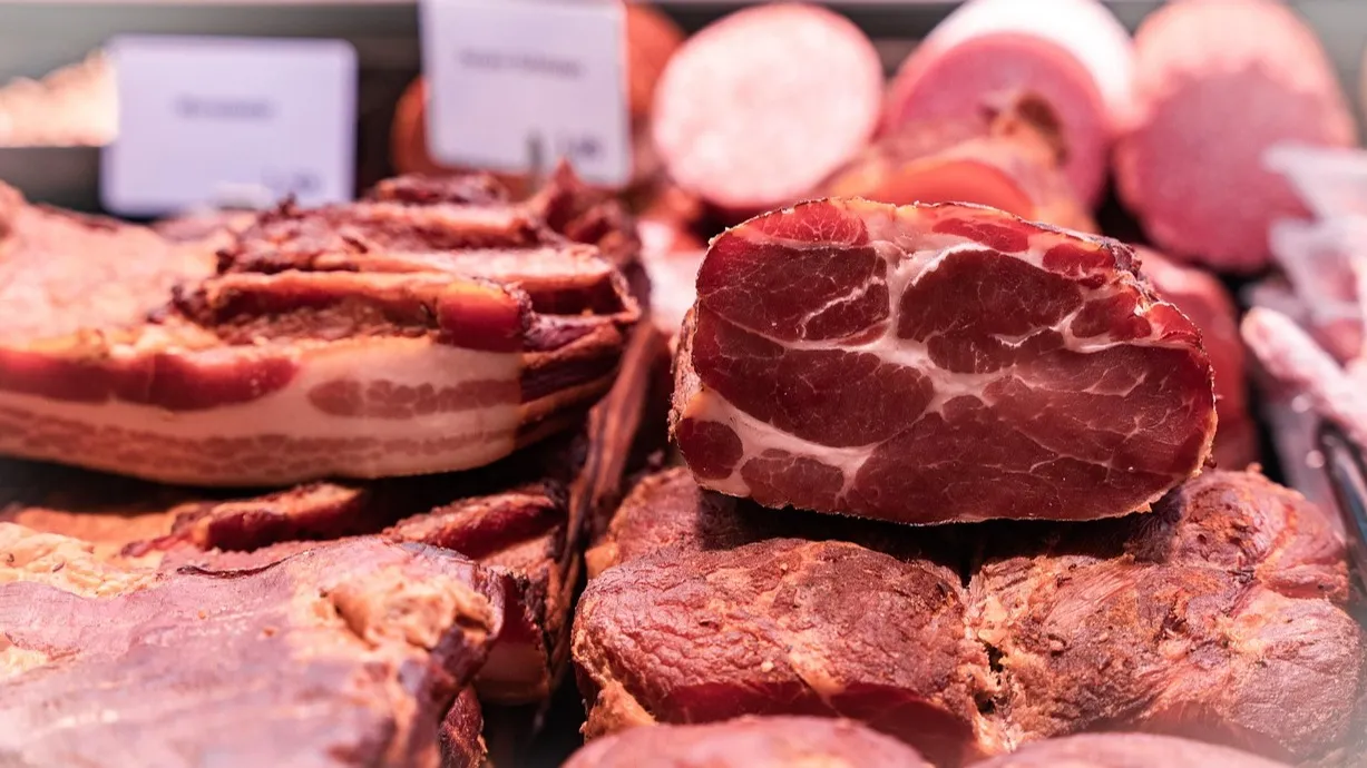 В МСХ предложили ужесточить наказание за незаконную продажу мяса фото на taspanews.kz от 12 декабря 2025 16:53