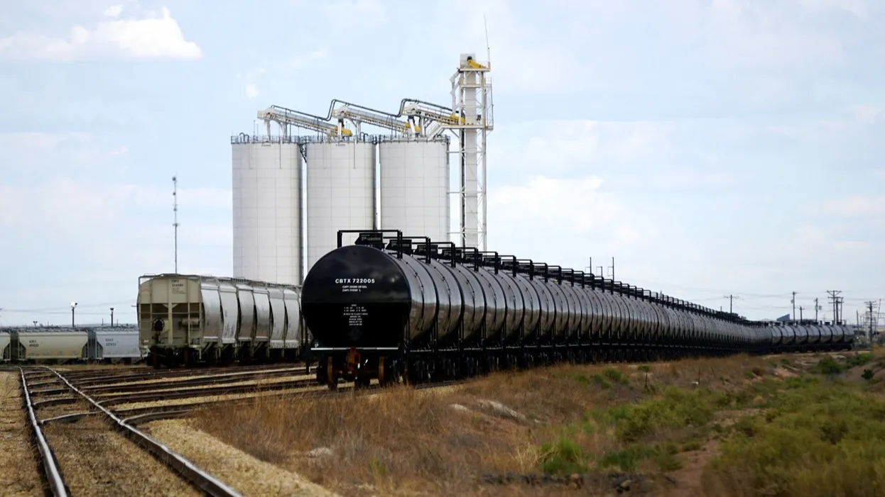 План по нефти Казахстан выполнил успешно фото на taspanews.kz от 17 декабря 2025 09:59