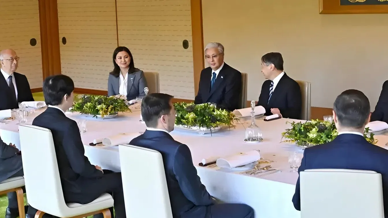 В Императорском дворце провели прием по случаю приезда Токаева фото на taspanews.kz от 18 декабря 2025 10:31