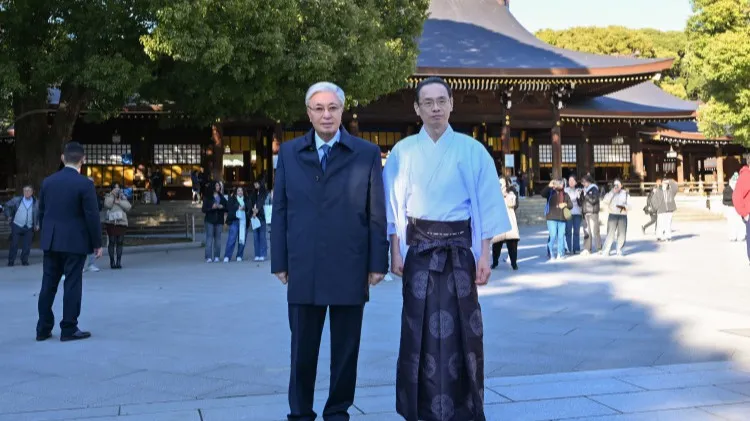 Токаев посетил одну из достопримечательностей Токио фото на taspanews.kz от 18 декабря 2025 13:06