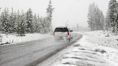 Из-за метели в одном из районов ЗКО объявили ЧП