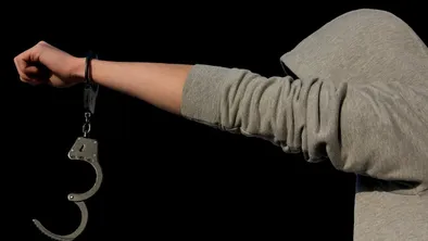 Крупную партию наркотиков пытался провезти иностранец через границу в Жамбылской области