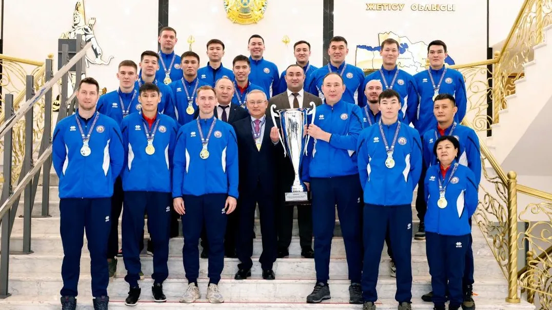  волейбольная команда «Жетісу»  фото на taspanews.kz от 22 декабря 2025 15:16