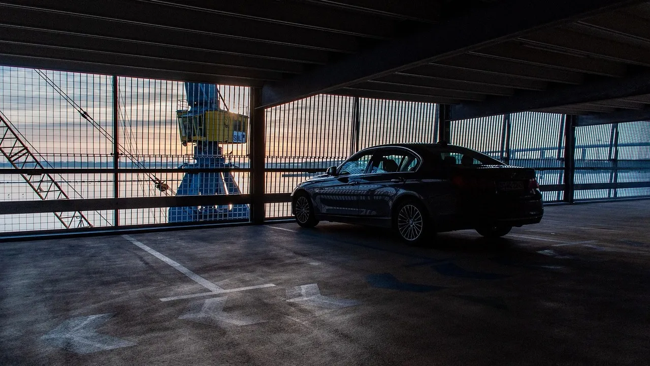 В Астане все парковки перешли в собственность акимата фото на taspanews.kz от 22 декабря 2025 15:23